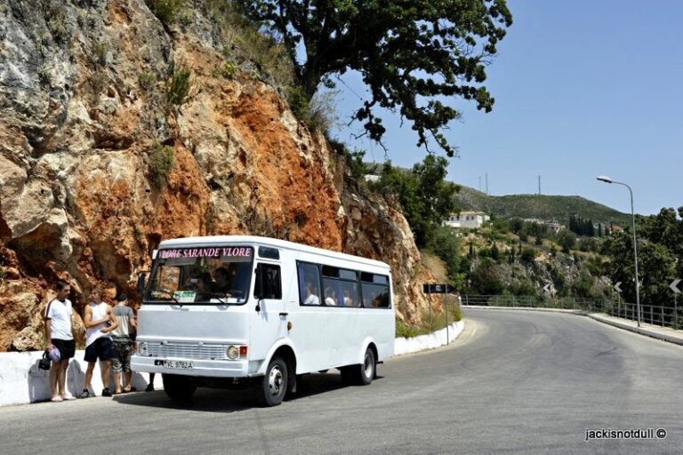 Where to find furgon buses in Tirana