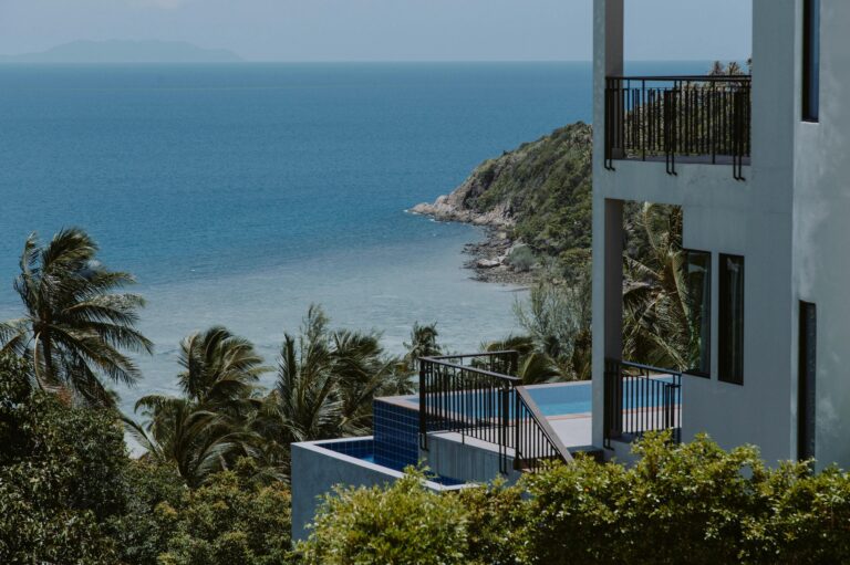 budget hotel prices in Thailand vs Indonesia for travelers