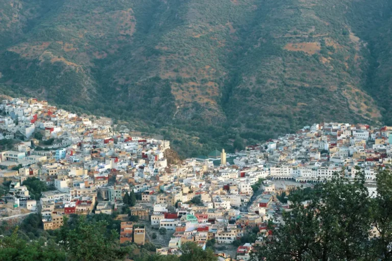 How to get from Tangier to Chefchaouen